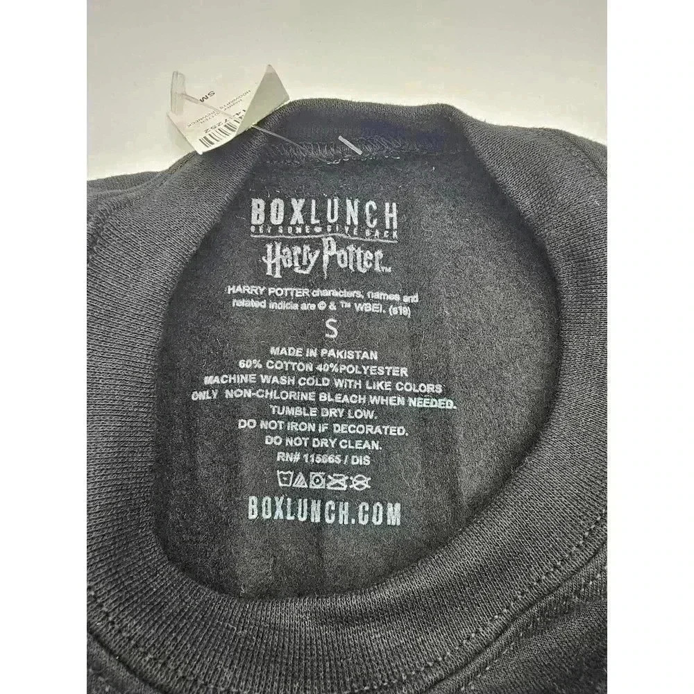 Box Lunch Hogwarts Size S Black Crewneck Sweatshirt NWT - Picture 3 of 6